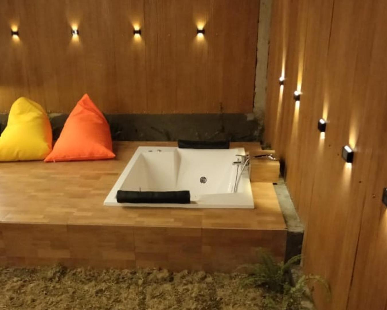 Marina Private Glamp *